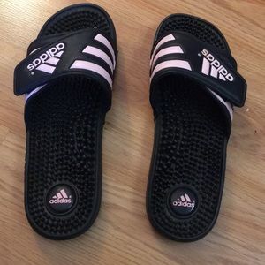 Size 8 adidas Sandals